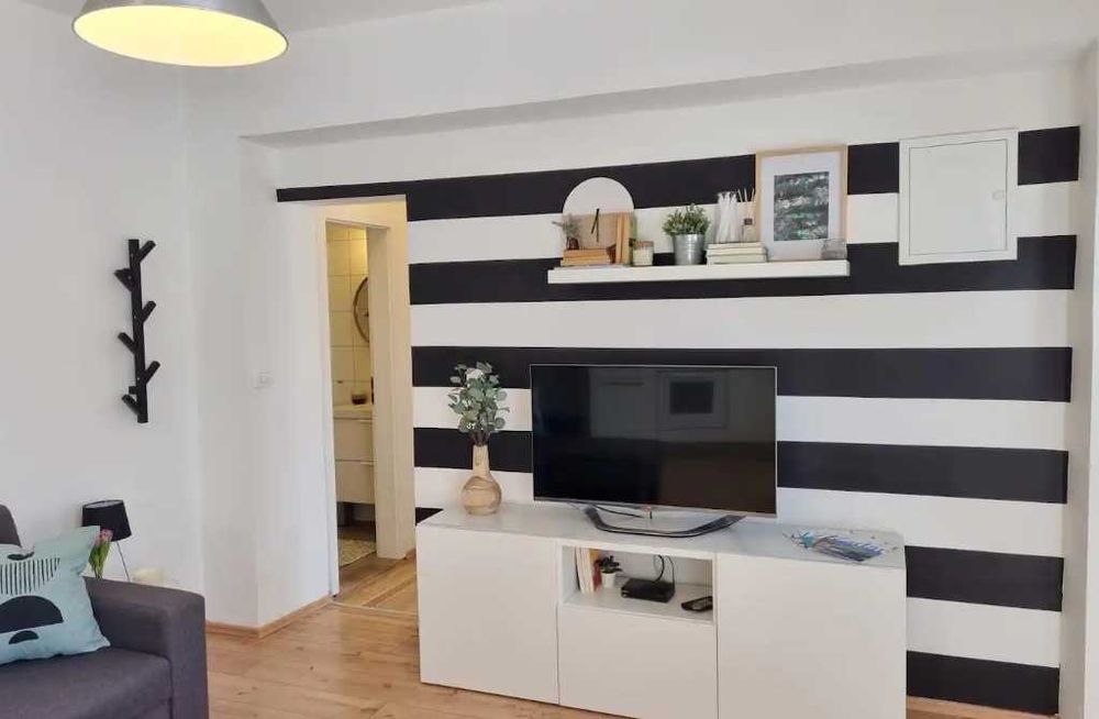 Дава се под наем Двустаен апартамент в Пловдив, Гагарин - 63 кв.м за 285.6 € - Снимка #1