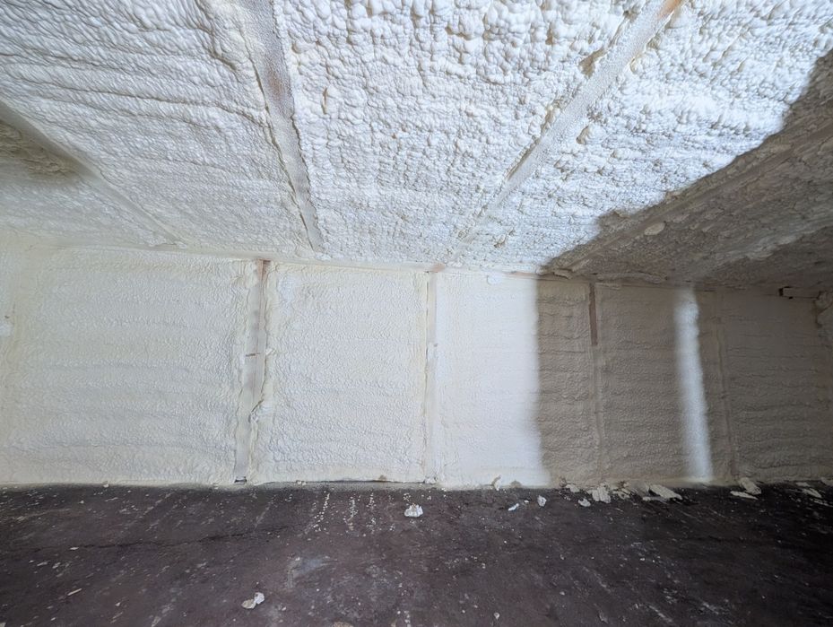 Izolație cu Spumă Poliuretanică – Eficiență Maxima!