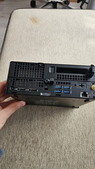 Dell Precision 3240 I7-10700, 32GB DDR4 Ram, 512 M.2 NVME SSD