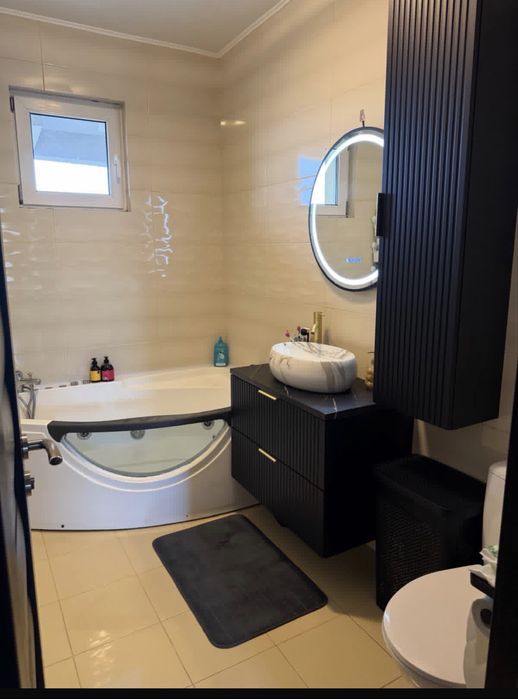 Apartament 2 camere (in acte) compartimentat in 3 camere  Tomis Plus
