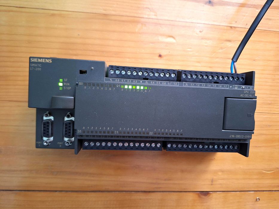 PLC Siemens Simatic S7-200 Type 6ES7 216-2BD22-0XB0