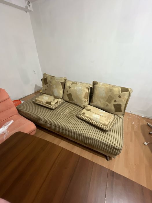 Диван раскладной б/у