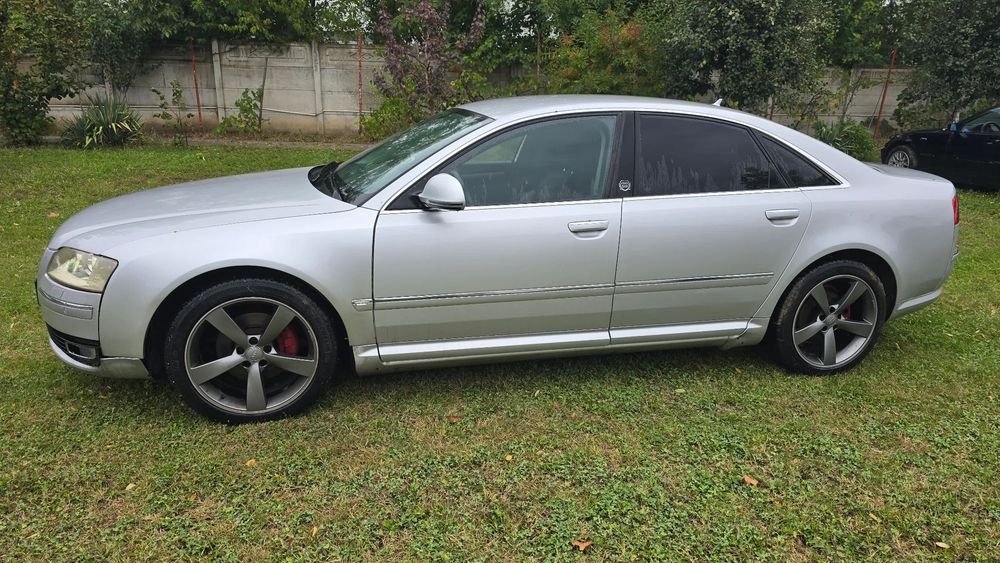 Audi A8 Masina este functionala