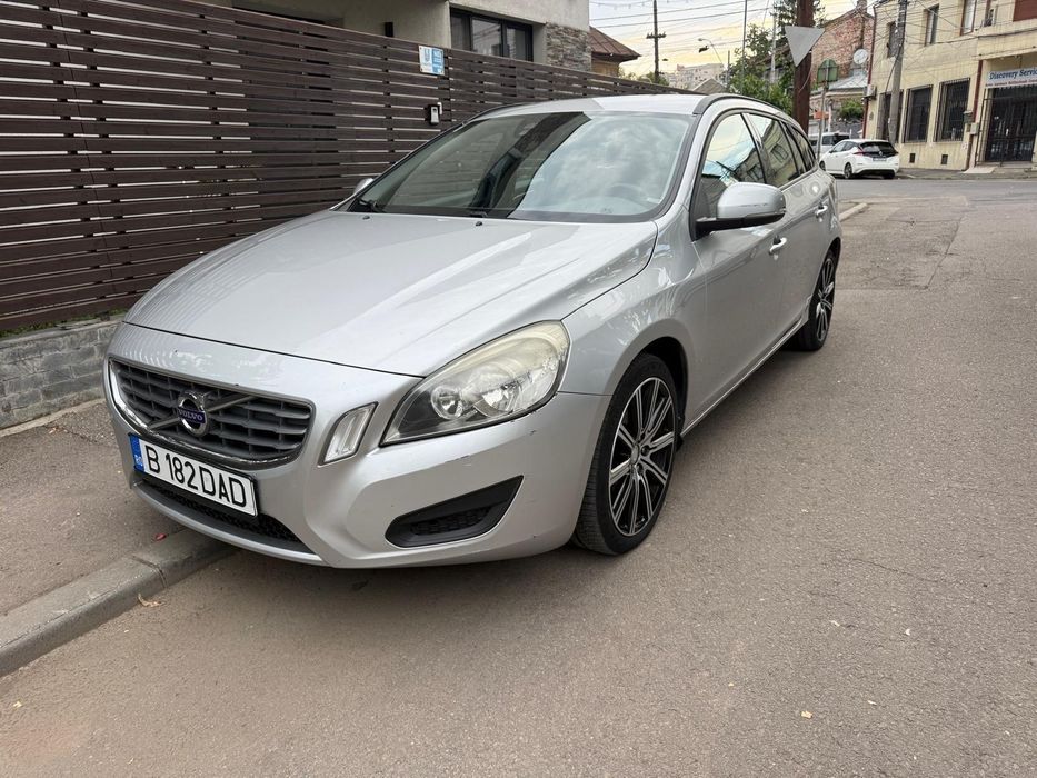 Volvo v 60  impecabil