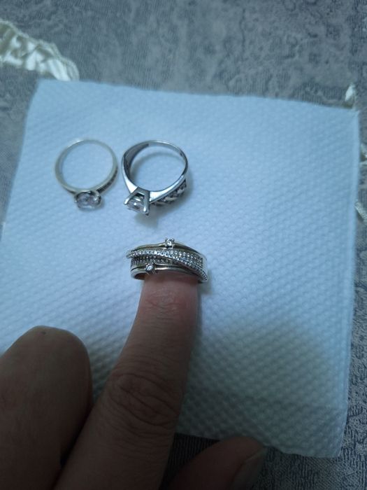 Продам серебро кольцо