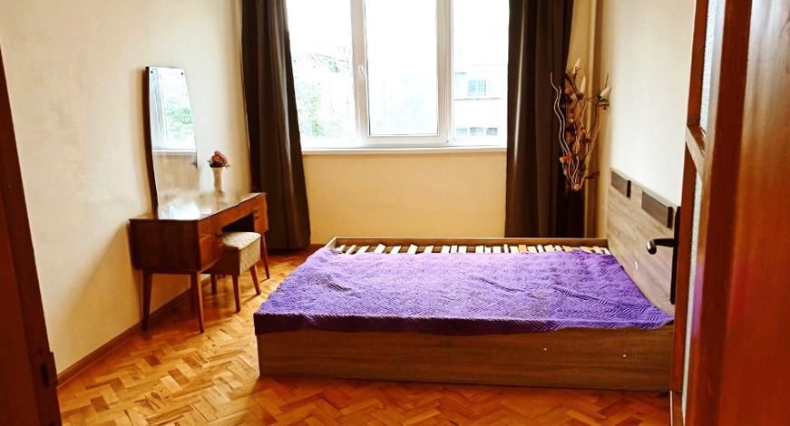 Дава се под наем Двустаен апартамент в Пловдив, Кършияка - 74 кв.м за 382.5 € - Снимка #2