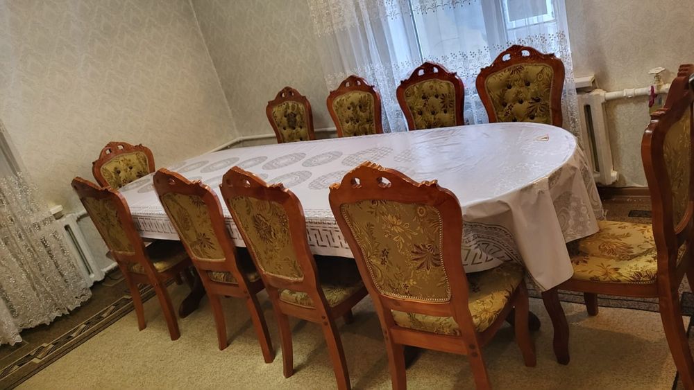 Продам стол со стульями