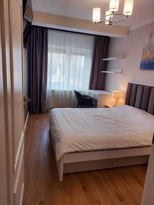 Apartament 2 camere cu centrala gaz si curte