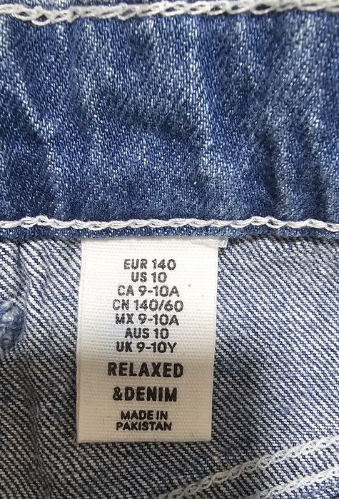 Jeans fete H&M  mărime 140