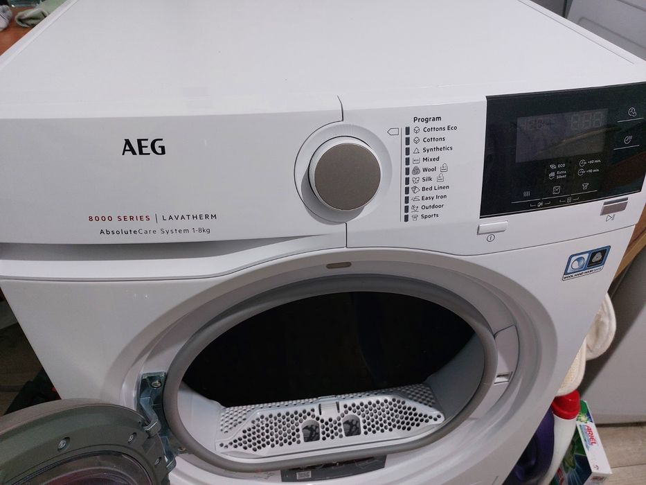 Сушилня AEG 8000