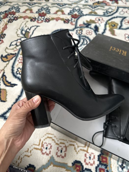 Весенний батильон, сапоги