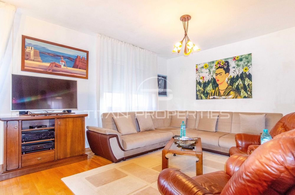 Продава се Къща в Пловдив, Кючук Париж - 200 кв.м за 2575 €/кв.м - Снимка #4