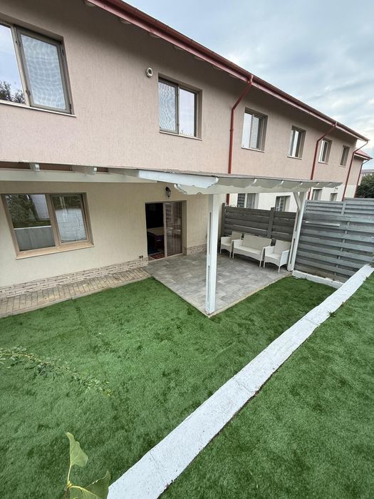 Vând apartament 3 camere Valea Lupului