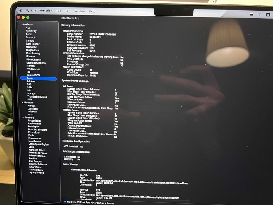 Лаптоп Apple MacBook Pro 14” M4 чип, 16GB RAM, 512GB SSD