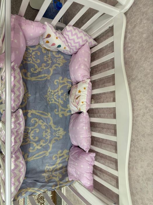 Детская кроватка