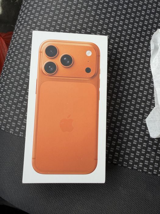НЕРАЗПЕЧАТАН!! iphone 17 pro max 512gb Orange