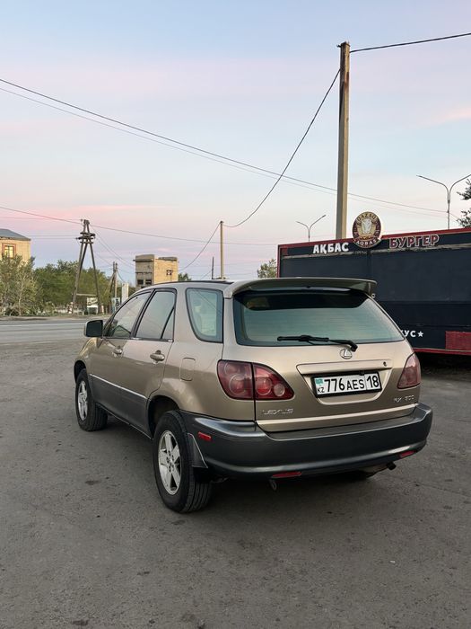 Lexus rx300 красовер