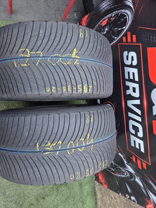 295 35 20 Michelin
