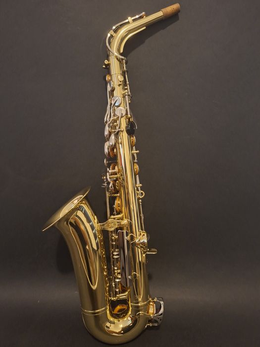 Saxofon Yamaha YAS-25 Satu Mare • OLX.ro