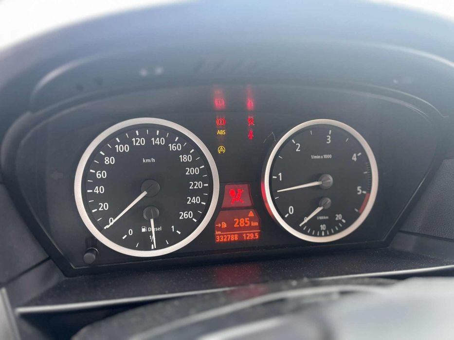 Vând BMW seria 5 525 anul 2005 euro 4 3200  negociabil