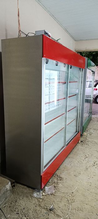 Витрина холоделник