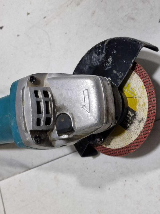 Ъглошлайф Makita 9558NBR