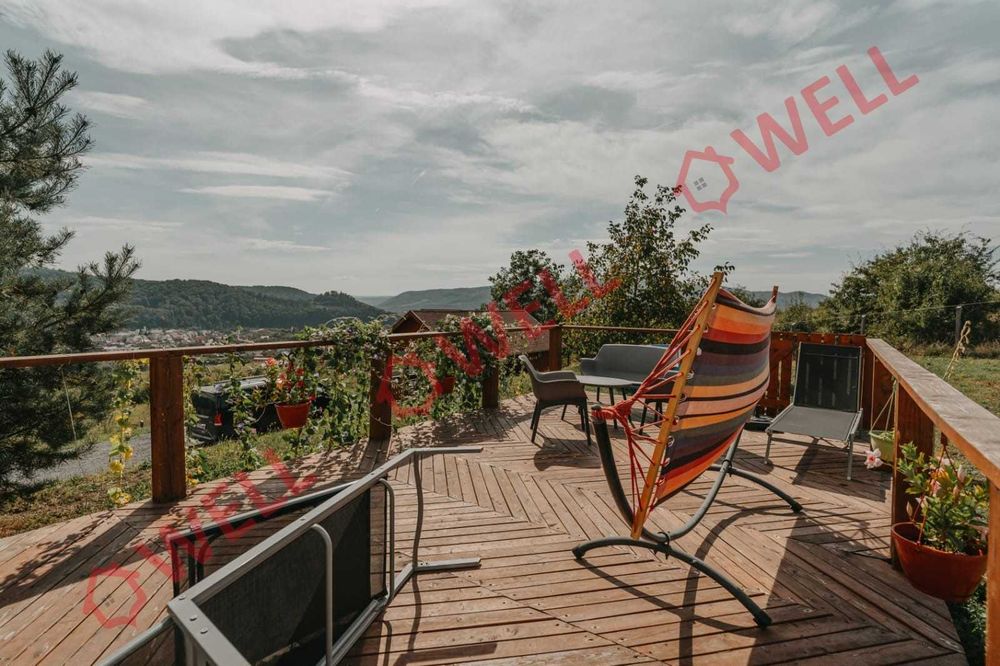 Casă familială spațioasă și modernă de vânzare, situată în Sovata!