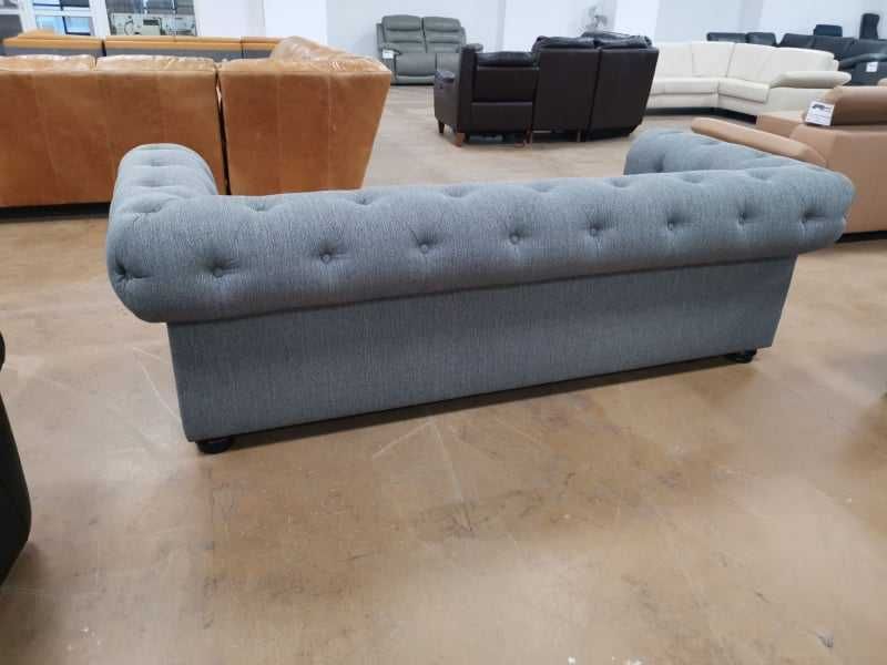 Сив диван тройка от плат "Честърфийлд"