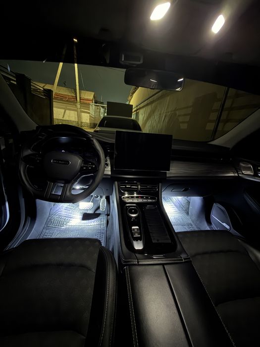 Skywell ET5 Skyworth ev6