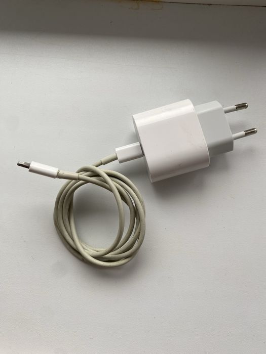 Зарядка оригинал тайпси айфона