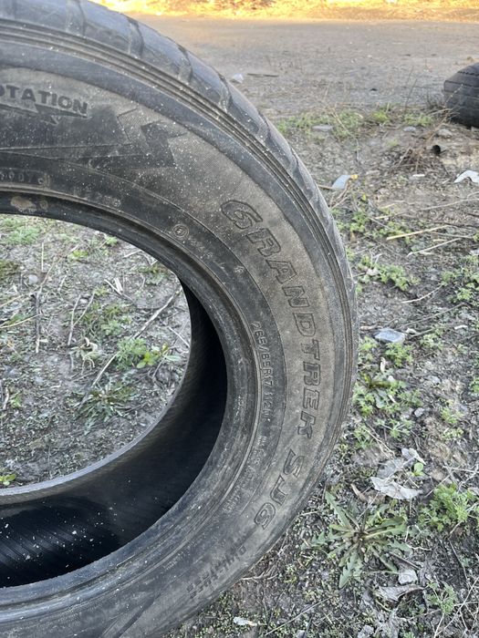 Шины легковые  195.   65.  15 всесезонка отличное