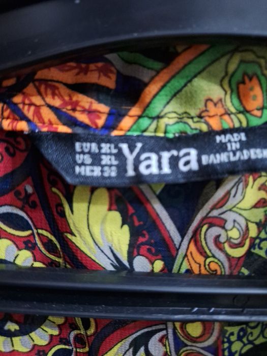 Vând camasa multicolora dama