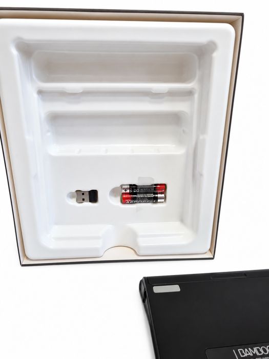 Wacom Bamboo Pad CTH-300 с писалка – като нов