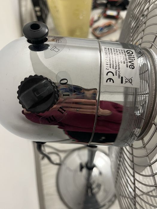 Ventilator de podea Qilive 50W, 3 viteze, oscilatie, argintiu inox