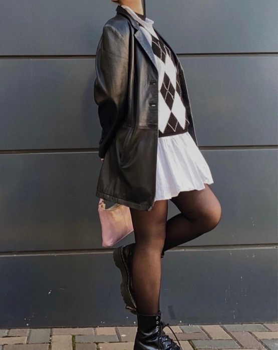 Haina tip sacou piele