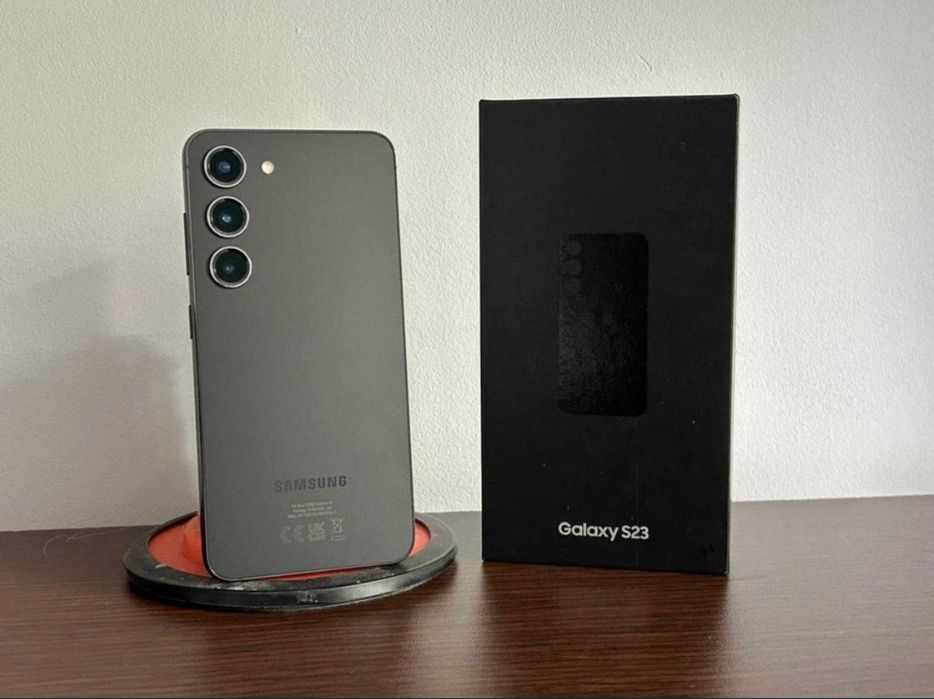 Samsung Galaxy S23 5G; 256 GB; Impecabil