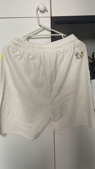 Pantaloni scurți Barrow