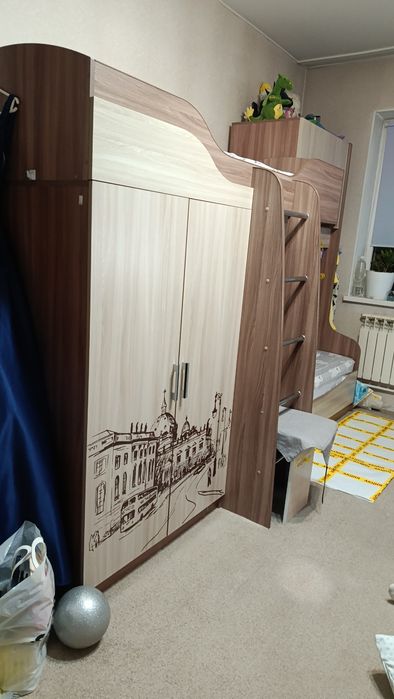 Двухъярусная кровать