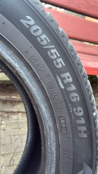 Kumho winter craft WP52+