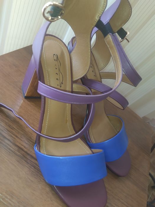 Летние босоножки