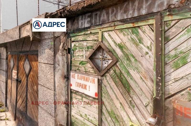 Продава се Къща в Плевен, Идеален център - 300 кв.м за 797 €/кв.м - Снимка #3