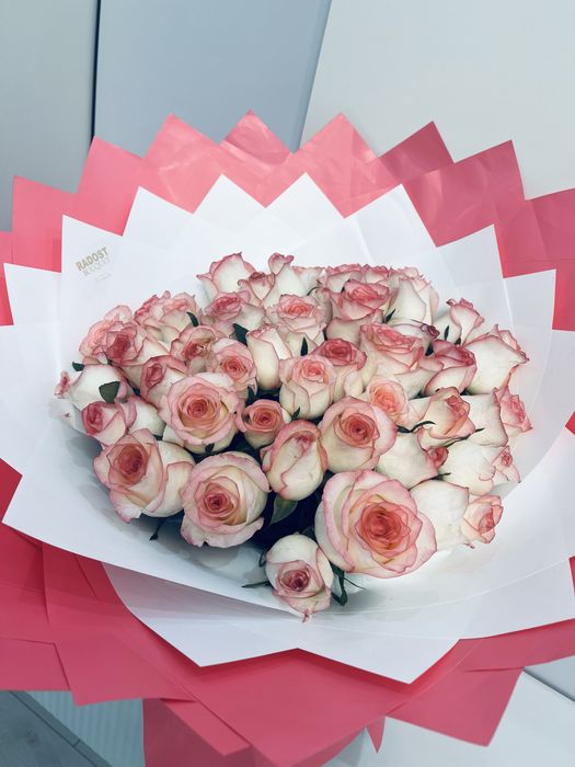 Гүл сатылады роза 41 шт