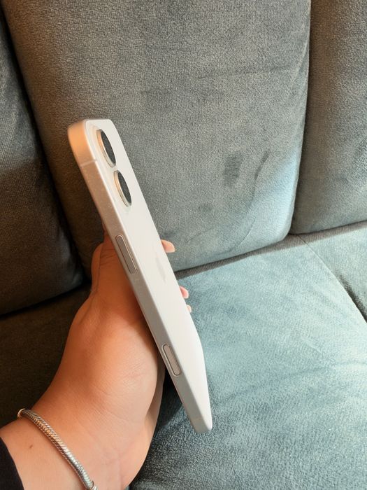 iPhone 16 plus.