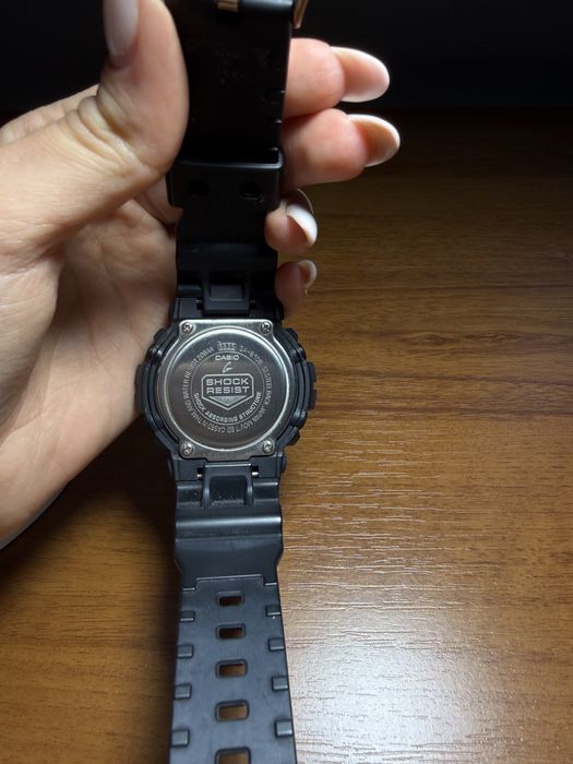 Часовник Casio G-Shok GA-810B-1A4ER