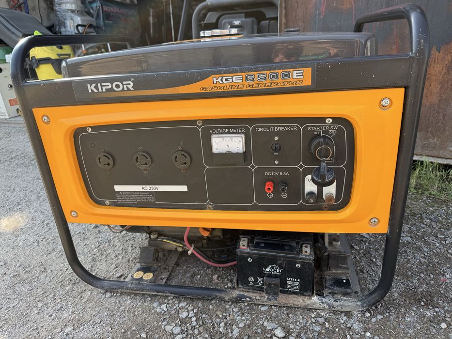 * KIPOR KGE 6500E оригинальный мощный генератор-движок в отличном сост