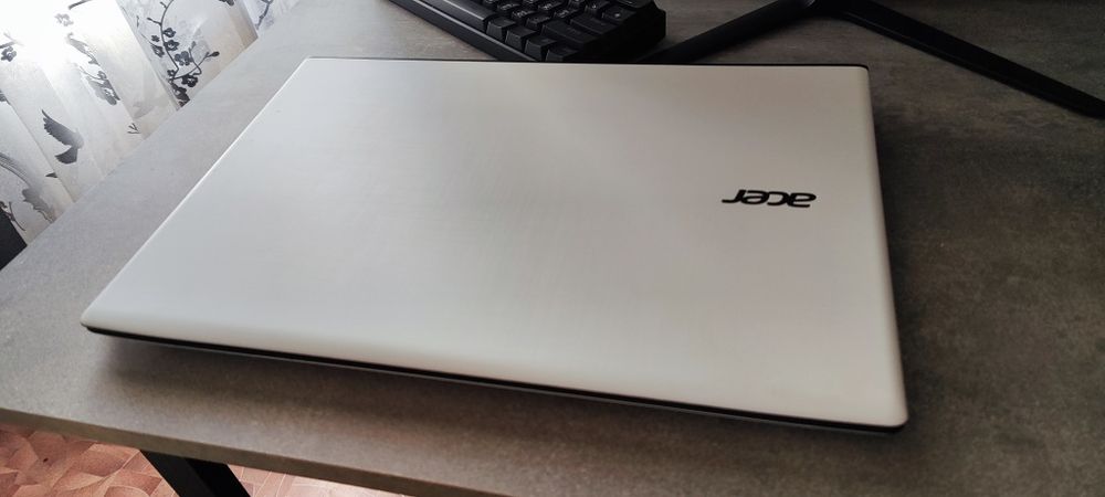 Продам ноутбук Acer