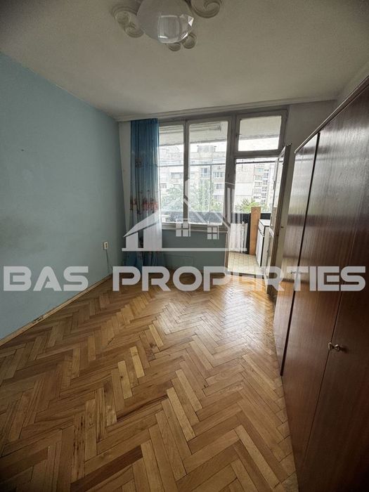 Продава се Двустаен апартамент в София, Света Троица - 57 кв.м за 2720 €/кв.м - Снимка #2