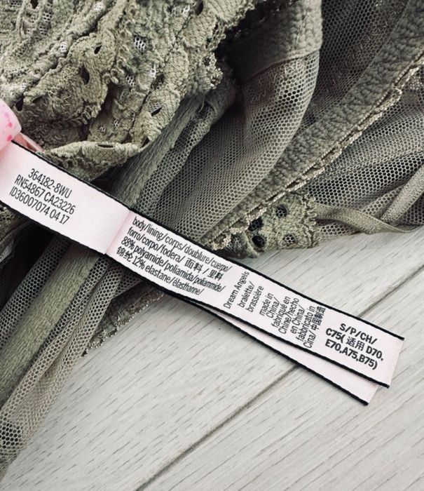 Bustiera Victoria’s Secret marimea S