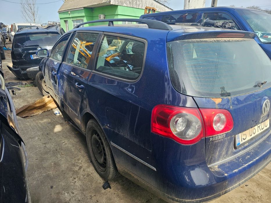 Capac distributie 045109107f Volkswagen Golf 5 (2003 - 2009) BLS