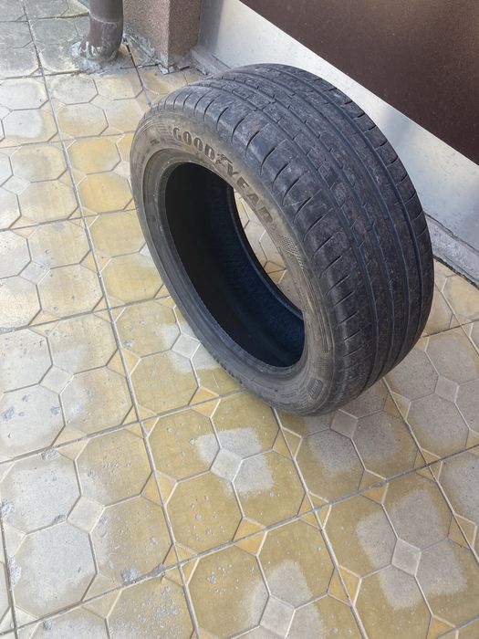 Автомобилни гуми